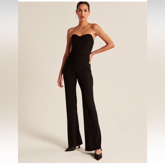 Abercrombie & Fitch Pants - NWT Abercrombie & Fitch Strapless Corset Jumpsuit